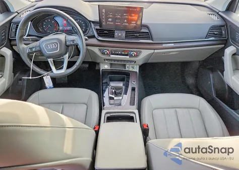 2022 Audi Q5 Premium 45 z USA, uszkodzony, nr VIN WA1GAAFY3N2053277